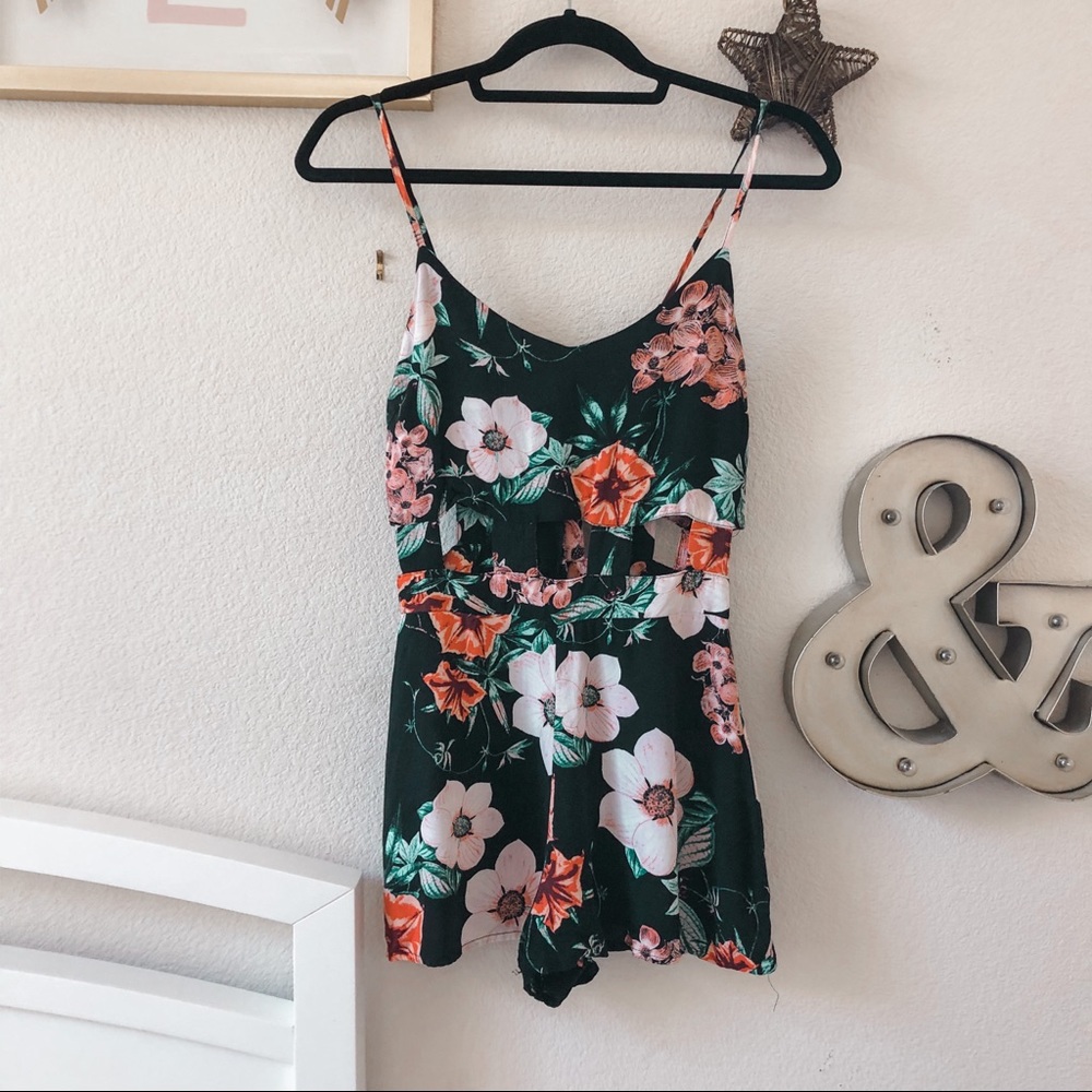 CHARLOTTE RUSSE black cut out floral romper XS